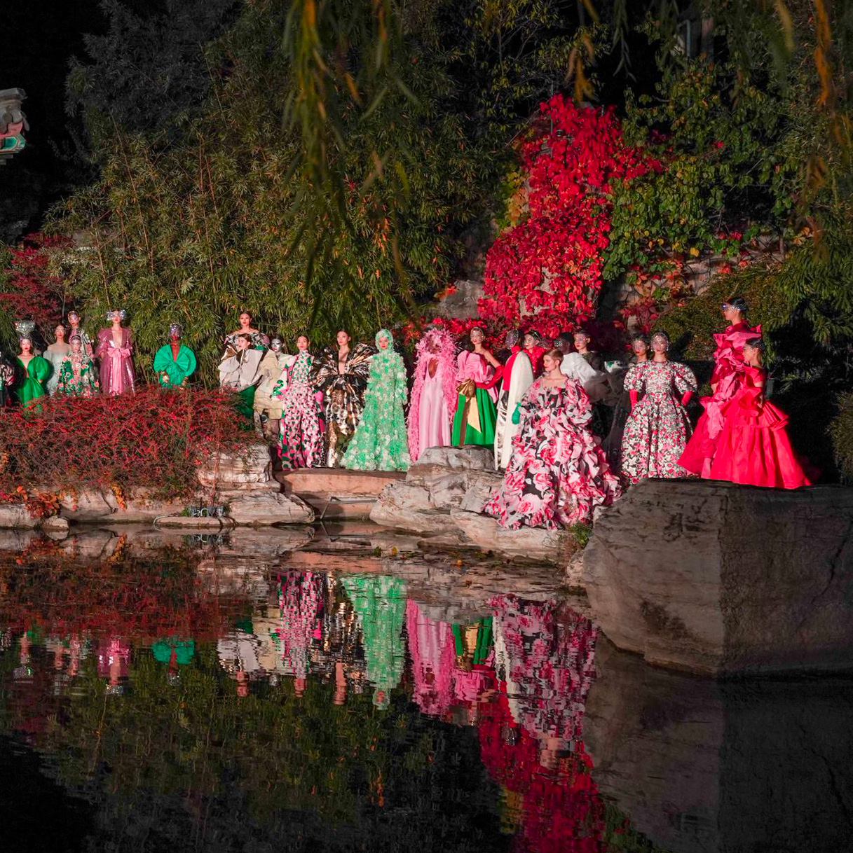 Valentino - Daydream 2019 - Fashion Shows - Fashion - La